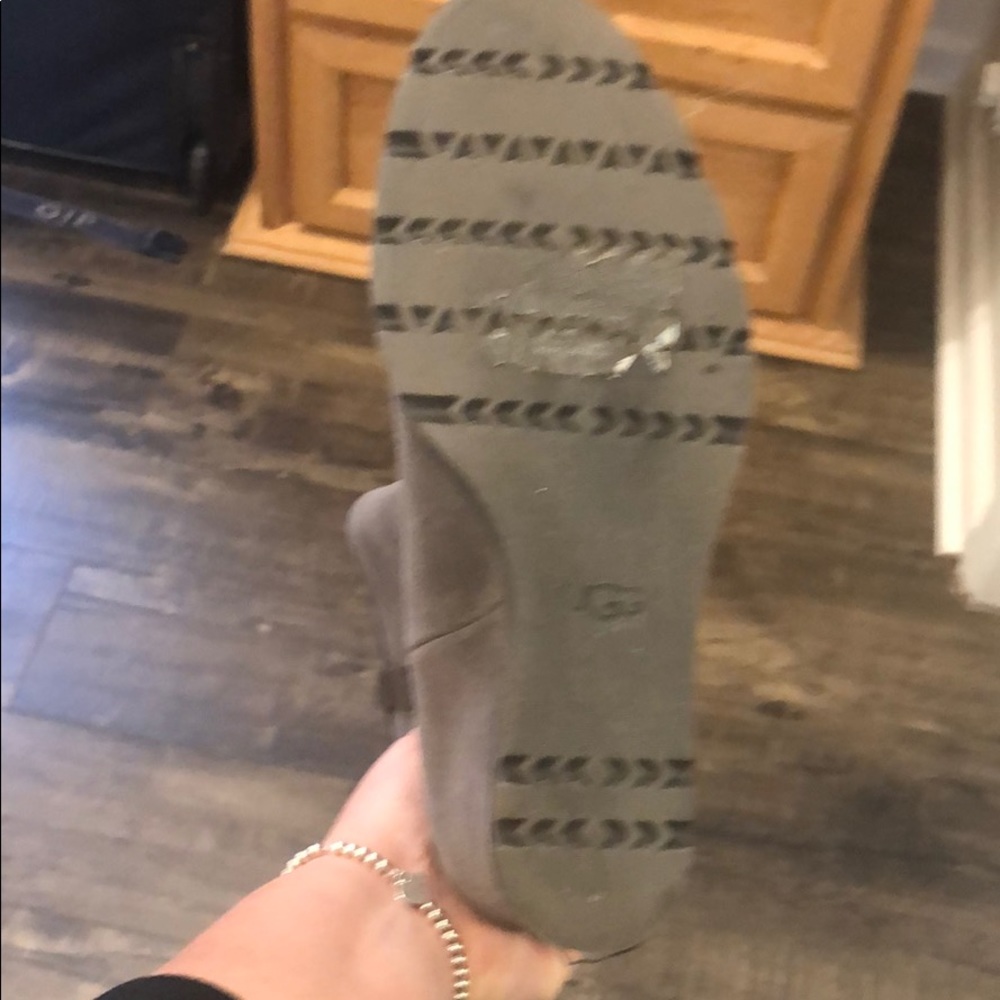 Ugg boots - Picture 4 of 4